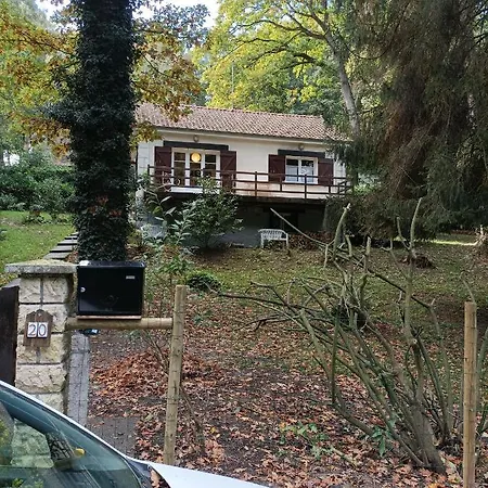 La Feuille De Chene בקתה